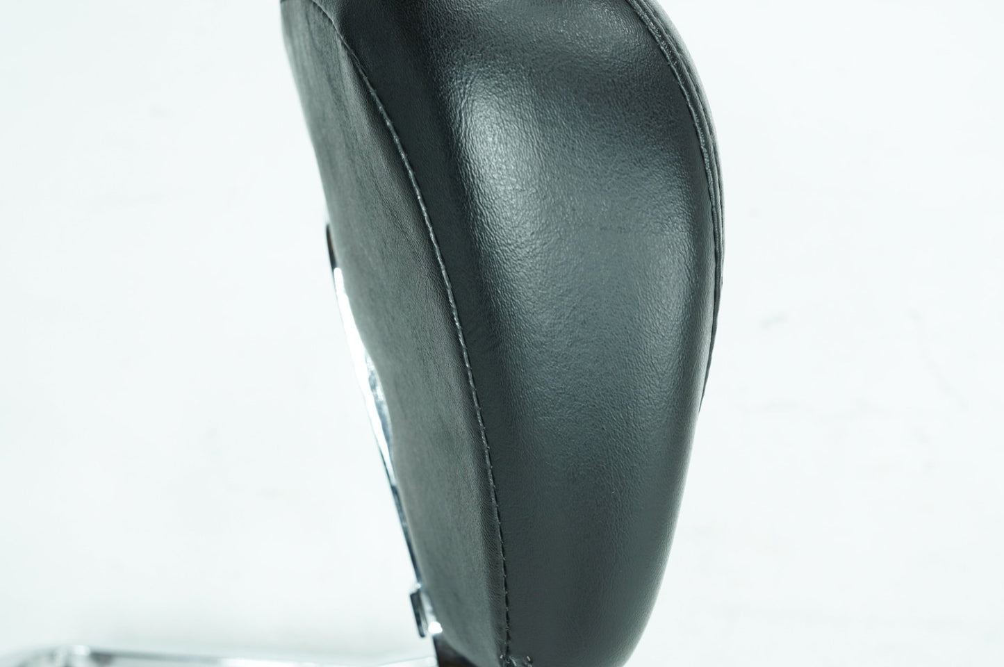 2007 - 2017 Harley-Davidson Dyna Super Glide Custom Rear Sissy Bar w/ Backrest Cushion Pad 51788-10