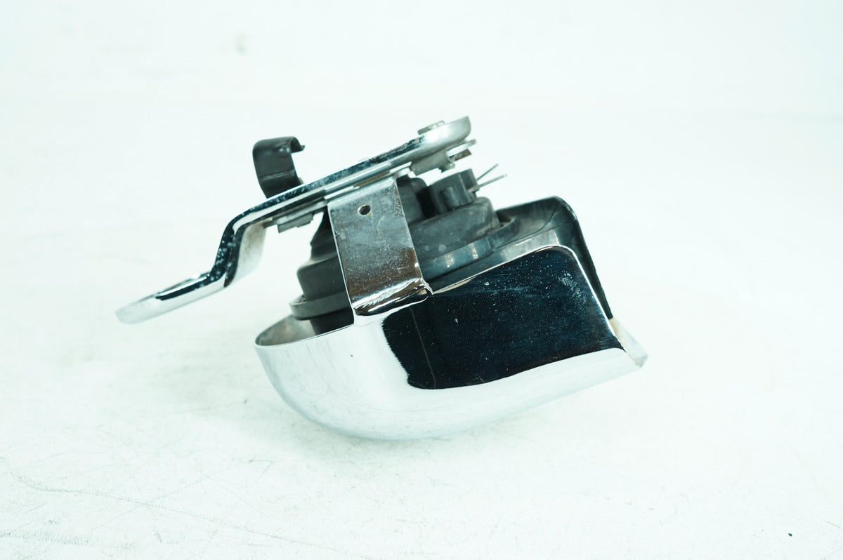 2007 - 2012 Harley-Davidson Touring Electra Glide Classic Horn Signal Klaxon Chrome Cover 69012-93A