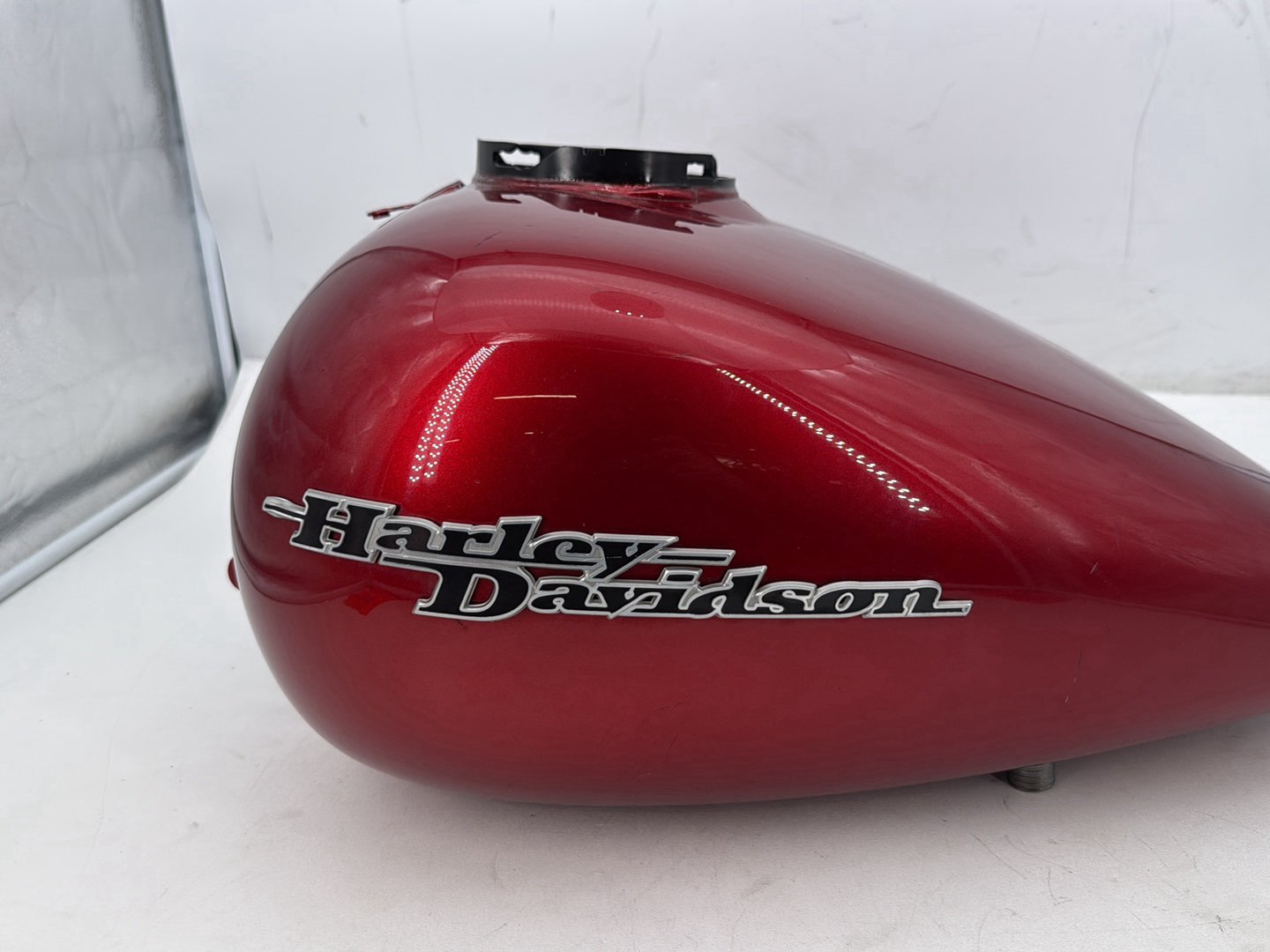 2013 Harley Street Glide Touring FLHX OEM Fuel Gas Tank Gasoline Reservoir