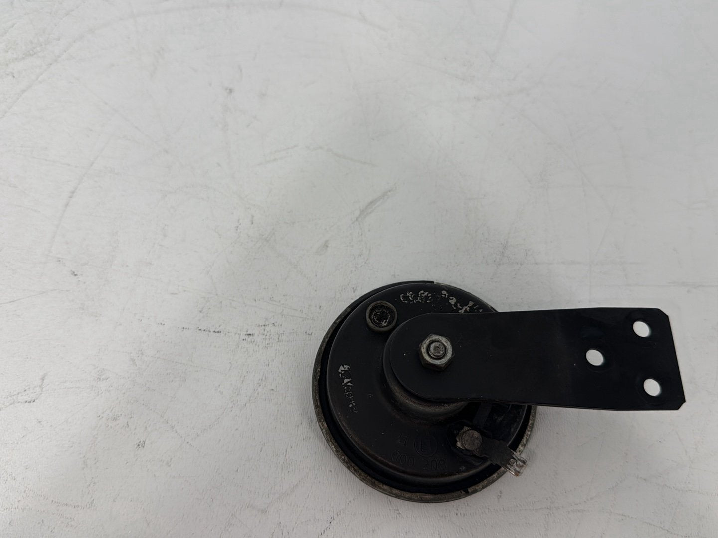 2005 Harley Sportster XL883C 883 Custom OEM Signal Horn Klaxon Beep