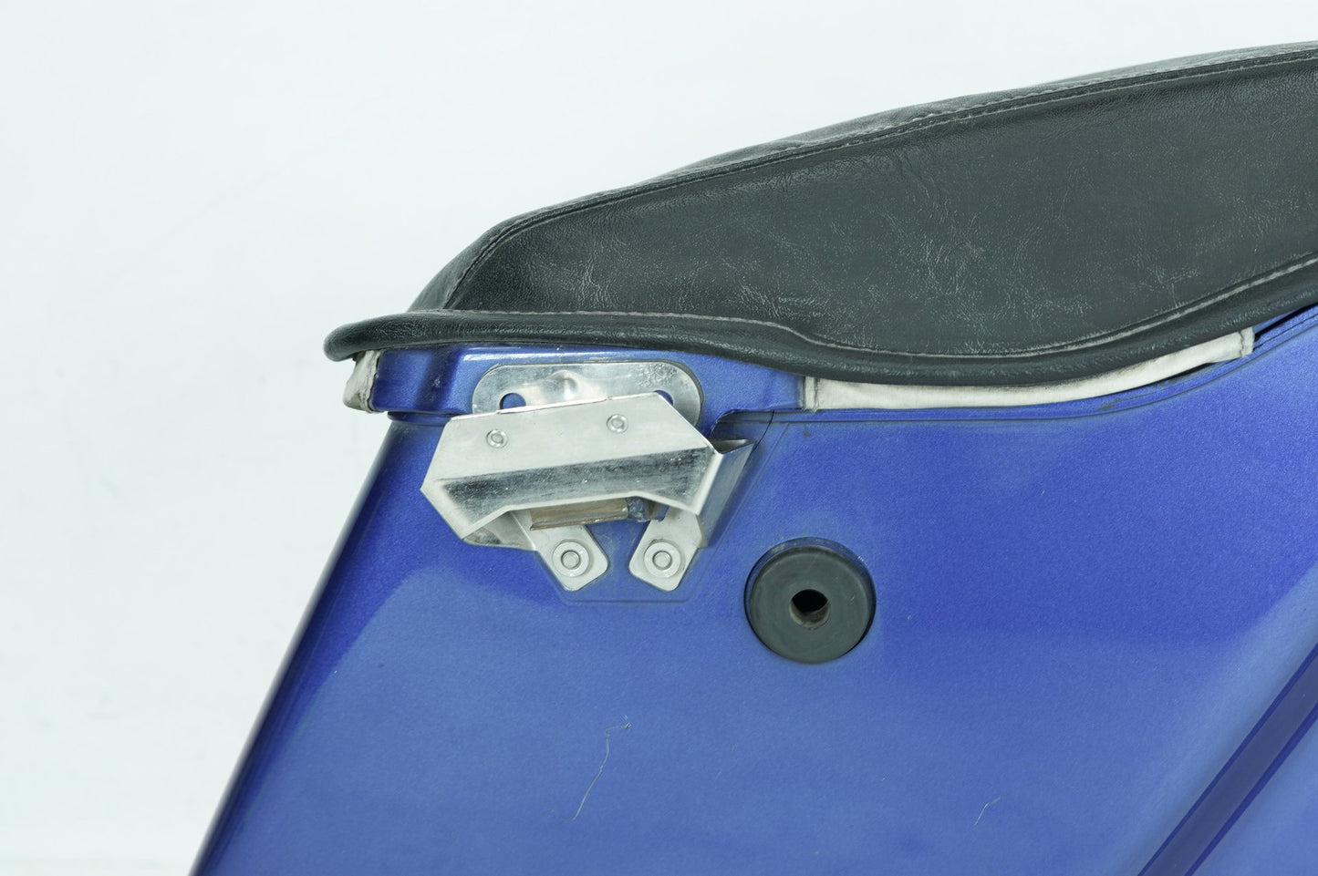 2007 - 2011 Harley-Davidson Touring Electra Glide Classic Left 1 Saddlebag Luggage NO Key 90757-93, 90753-93