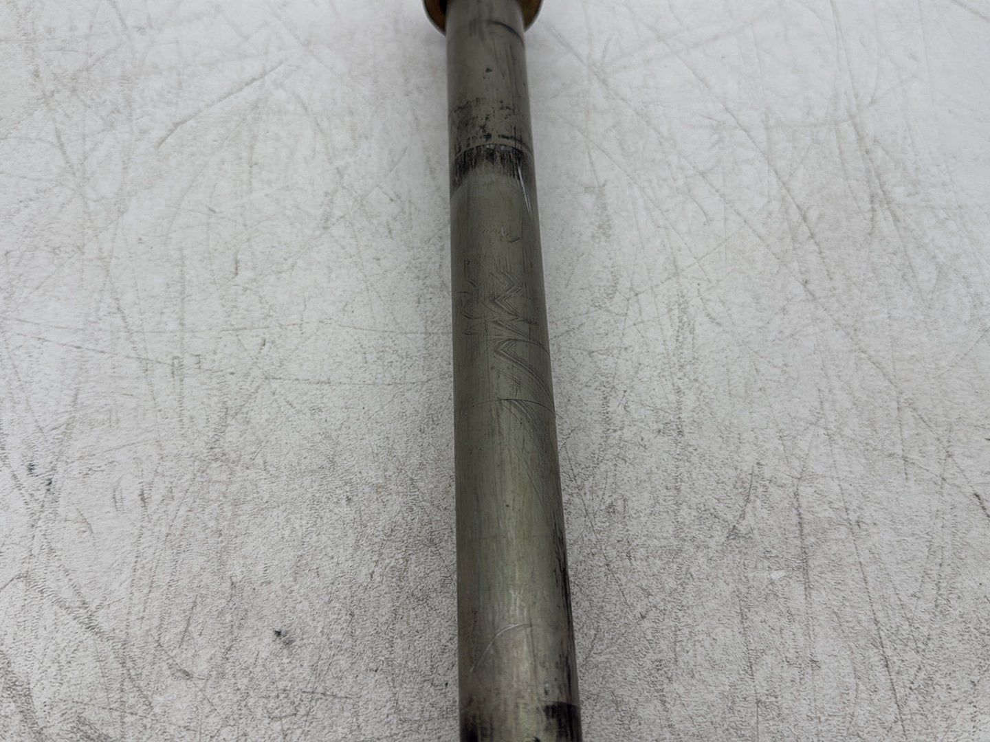 2010 Harley Dyna Fat Bob FXDF OEM Rear Wheel Axle Bolt Shaft
