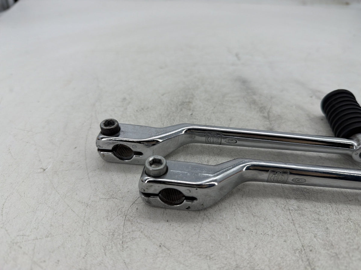 2012 Harley Street Glide Touring FLHX OEM Gear Shifter Lever Pedal Pedals
