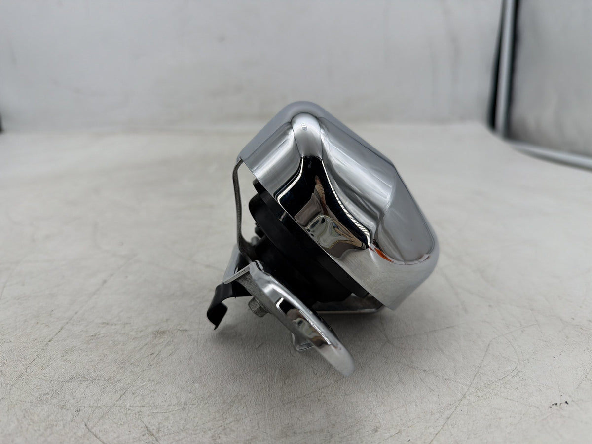 2017 Harley Dyna Street Bob FXDB OEM Horn Signal Klaxon Chrome Cover