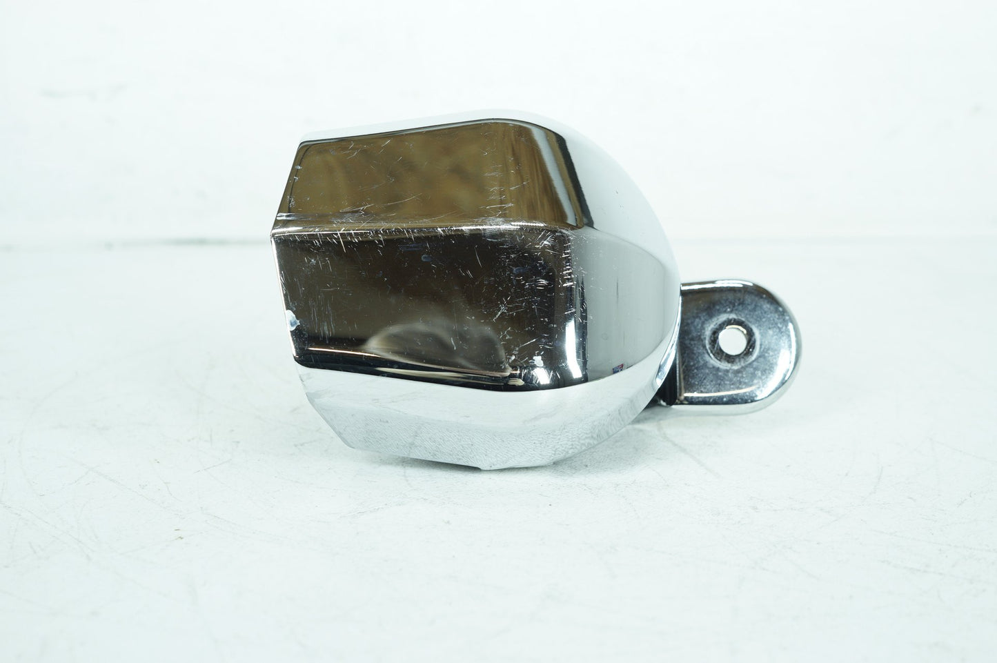 2007 - 2013 Harley-Davidson Touring Electra Glide Ultra Horn Signal Klaxon Chrome Cover 69060-90F