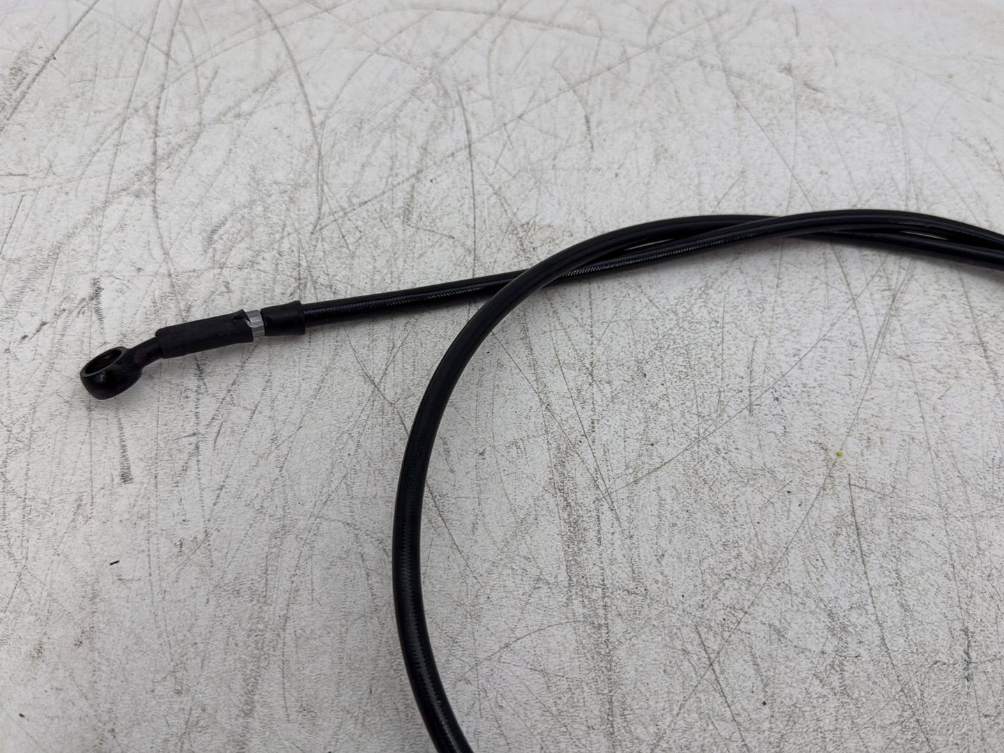 2007 Harley Dyna Street Bob FXDBI OEM Front Brake Hose Line Pipe