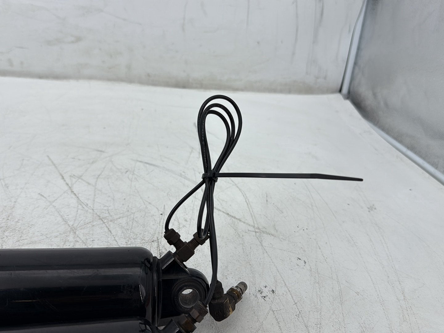 1995 Harley Road King Touring OEM Rear Left Right Shock Absorbers 13"