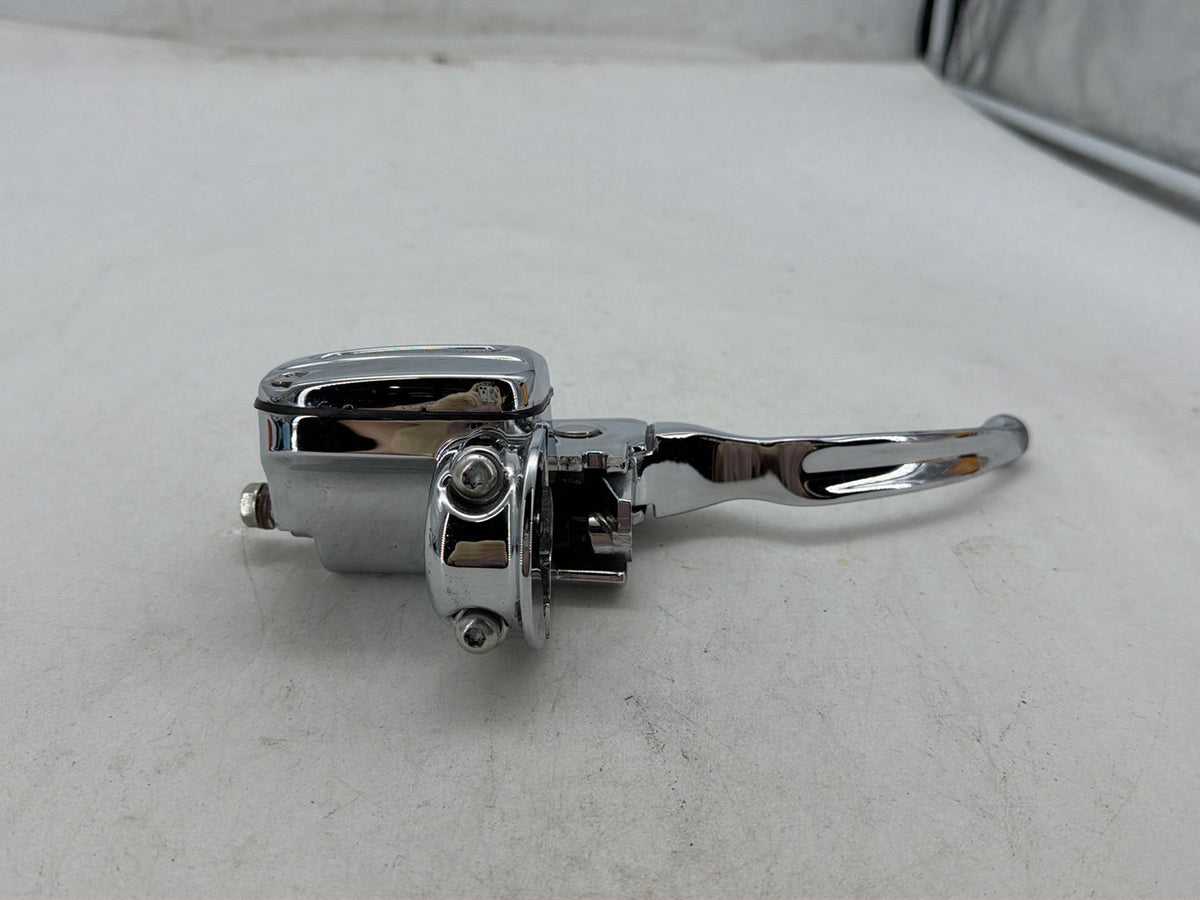 10 Harley Street Glide Touring OEM Front RH Brake Lever Master Cylinder CHROME