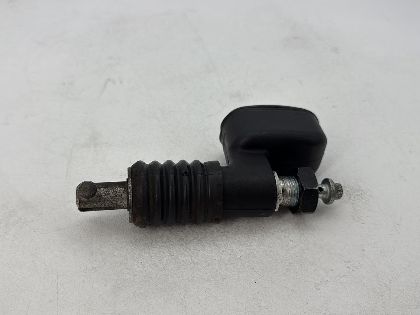 2004 Harley Softail FLSTC Heritage Classic OEM Rear Brake Master Cylinder Reservoir
