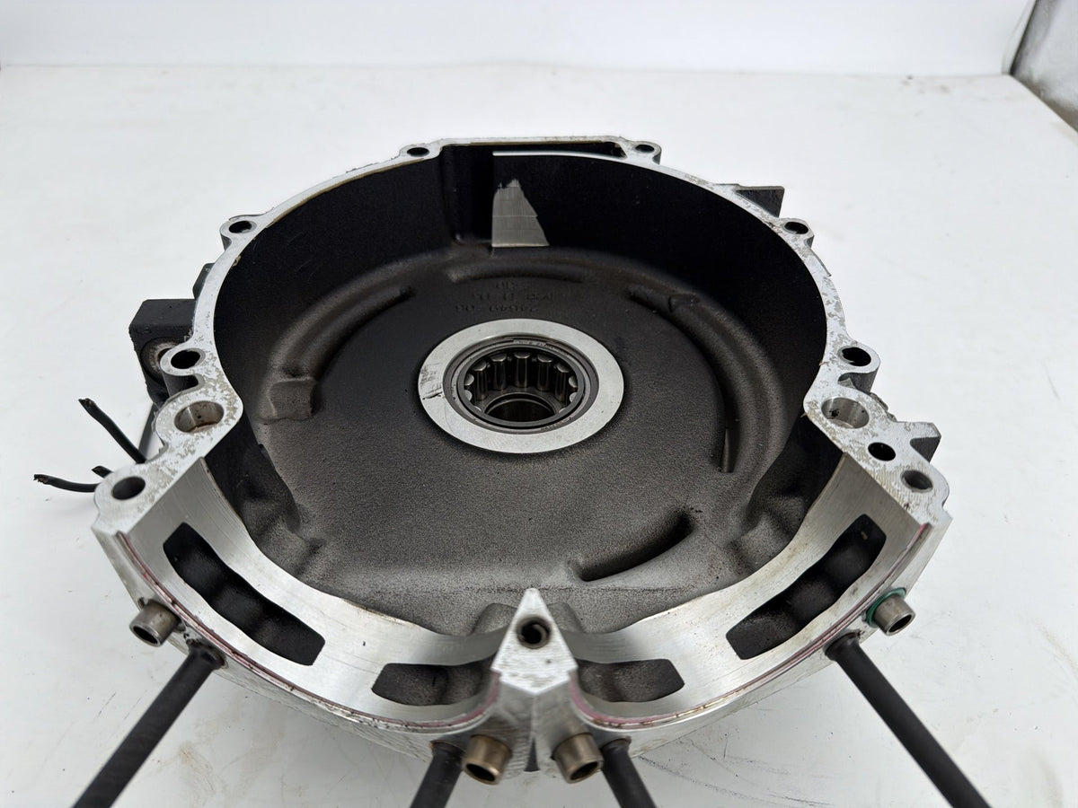 2016 Harley Touring FLHXS Street Glide OEM Crankcase Shaft Engine Motor Cover