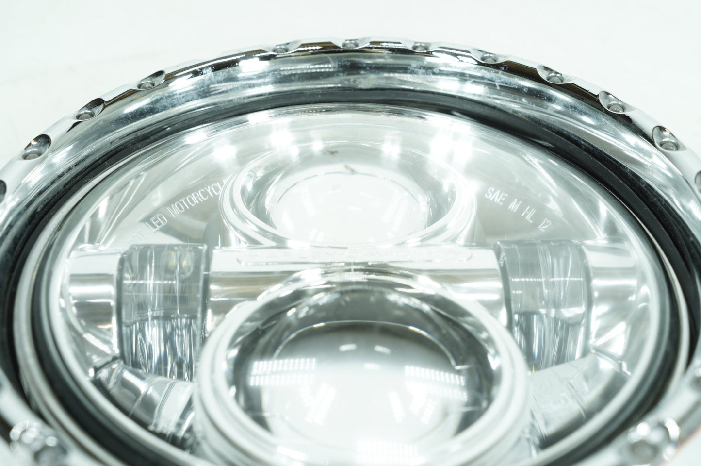 2008 - 2016 Harley-Davidson Touring Electra Glide Ultra Headlight Headlamp Head Lamp Light LED 	67700066