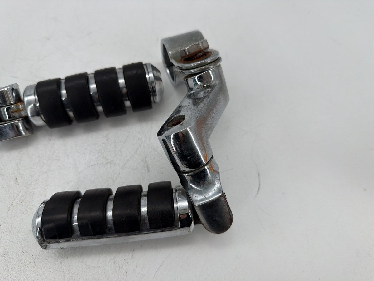 2011 Harley Electra Glide Touring Ultra OEM Front Right Left Highway Foot Pegs