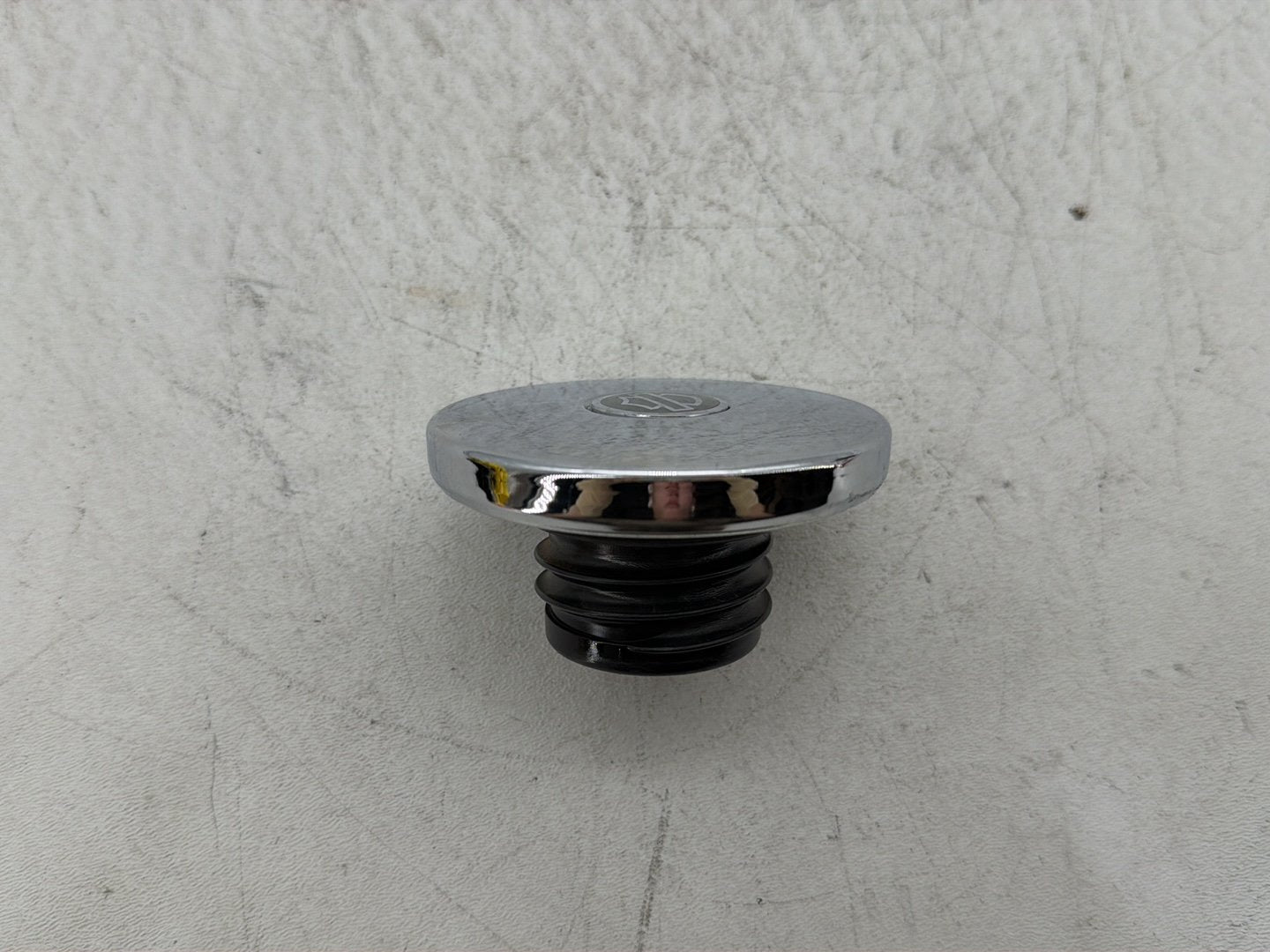 2006 Harley Sportster 1200 Low XL1200L OEM Fuel Cap Gas Tank Bushing Hub