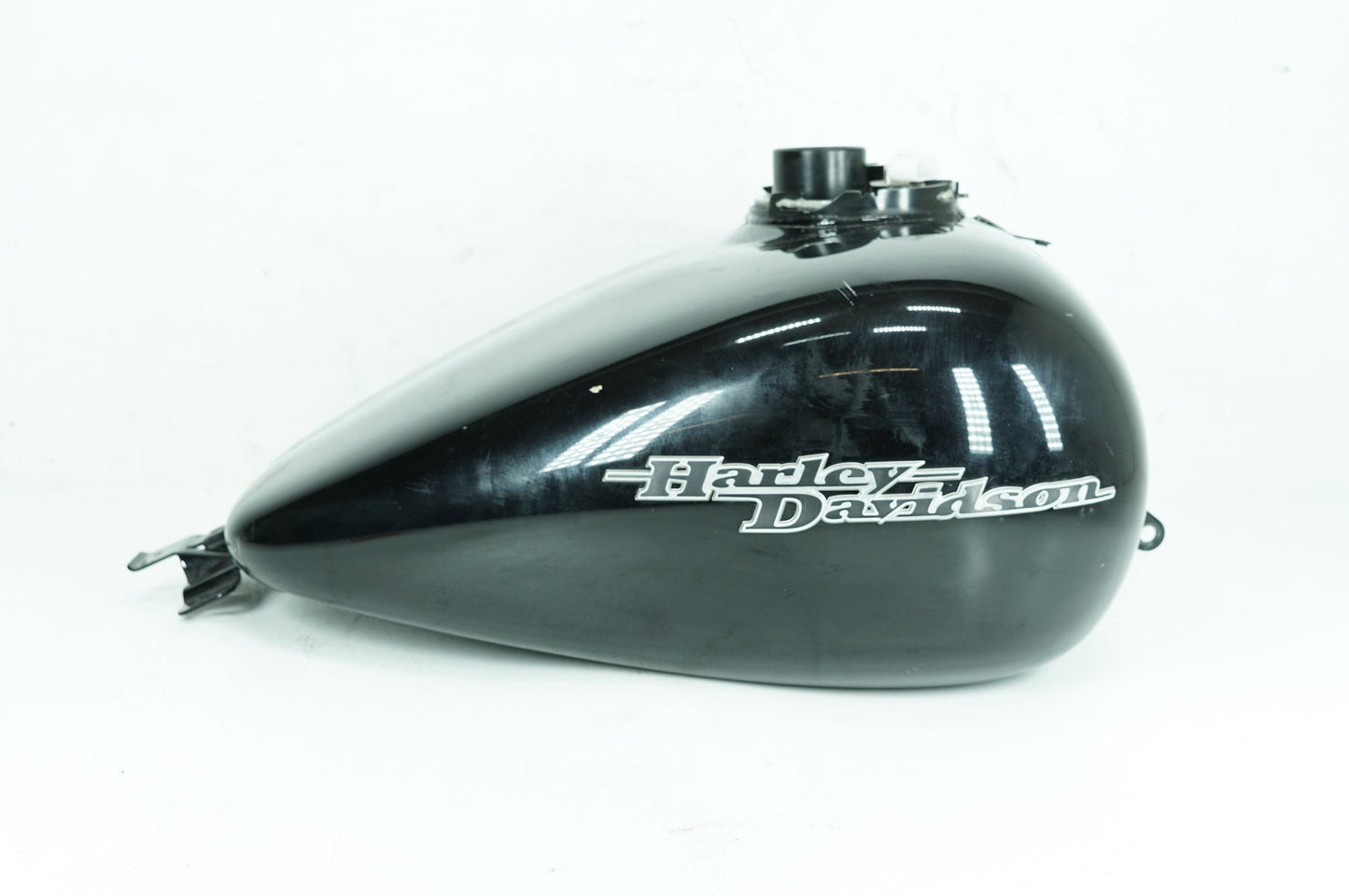 2017 - 2025 Harley-Davidson Touring Street Glide Fuel Gas Tank Gasoline Reservoir 61356-08