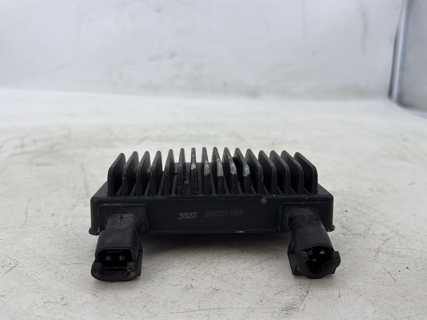 2015 Harley Dyna Low Rider FXDL OEM Voltage Regulator Rectifier