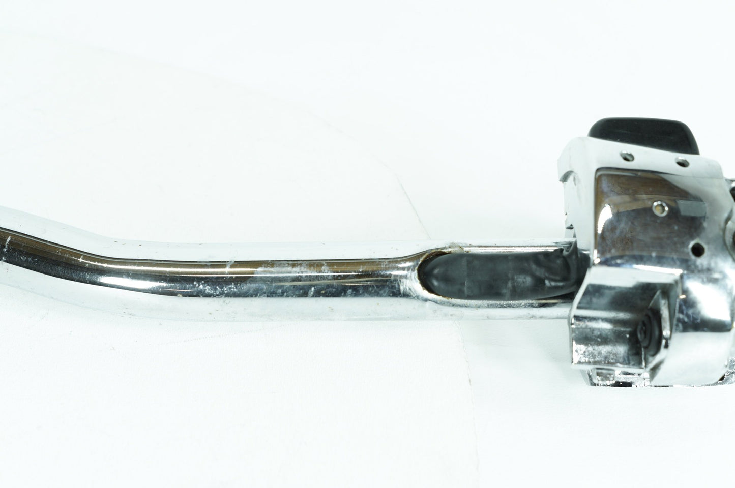 1999 - 2006 Harley-Davidson Softail Deuce Handlebars Left Right Switches Controls 56188-00