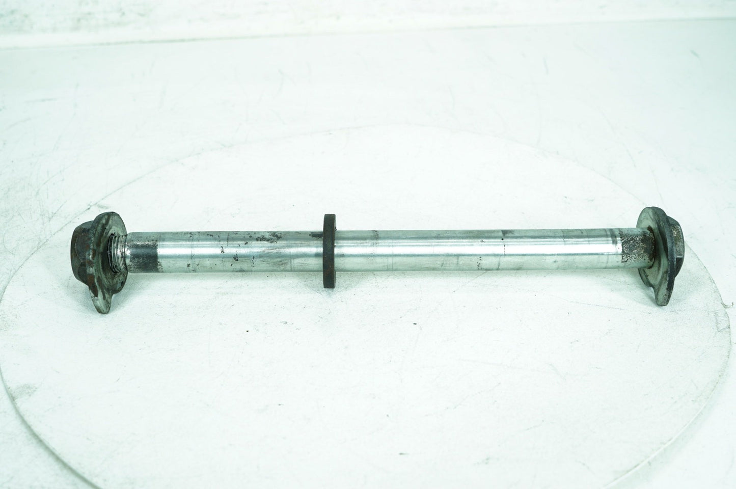 2017 - 2025 Harley-Davidson Touring Electra Glide Ultra Rear Wheel Axle Bolt Shaft 43000002