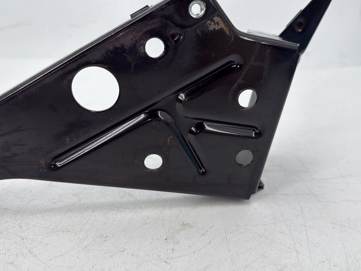 2015 Harley Touring Street Glide OEM Inner Fairing Mount Support Bracket Right