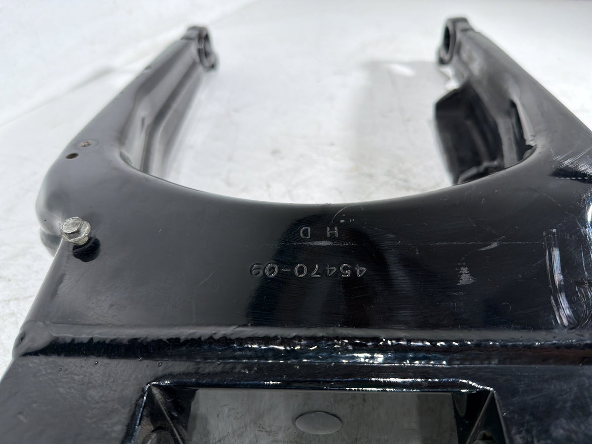 2010 Harley Street Glide Touring FLHX OEM Rear Fork Swingarm Swing Arm