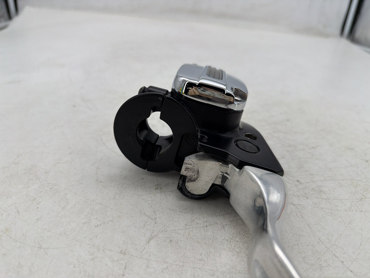12 Harley Street Glide Touring FLHX OEM Front Right Brake Lever Master Cylinder