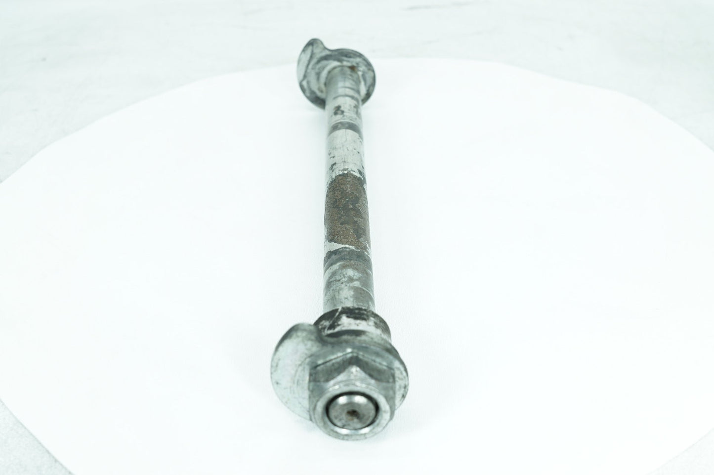 2007 - 2011 Harley-Davidson Touring Electra Ultra Rear Wheel Axle Bolt Shaft 41056-09