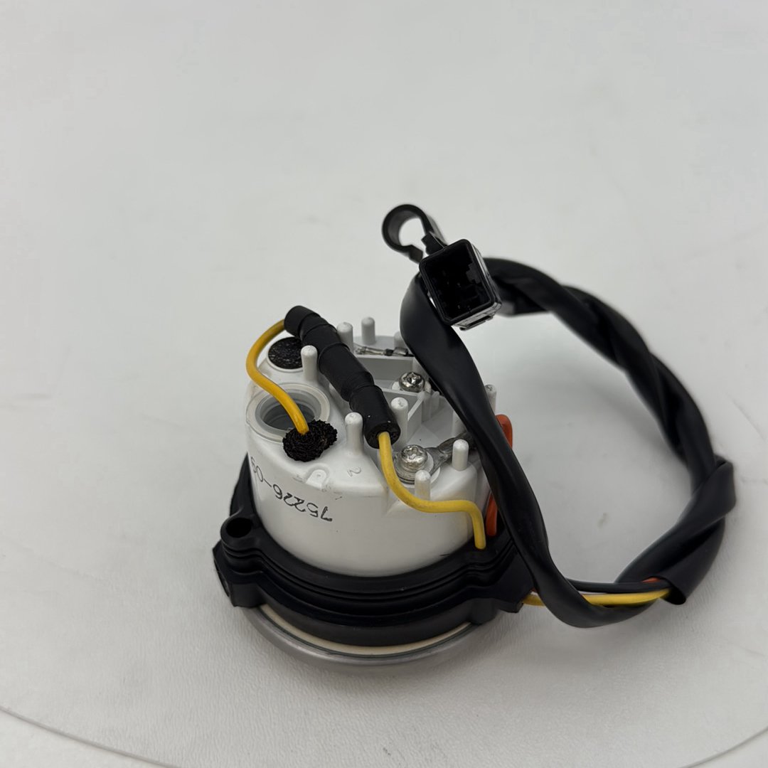 2007 - 2012 Harley-Davidson Dyna Super Glide Fuel Level Gas Tank Gauge  	75226-09