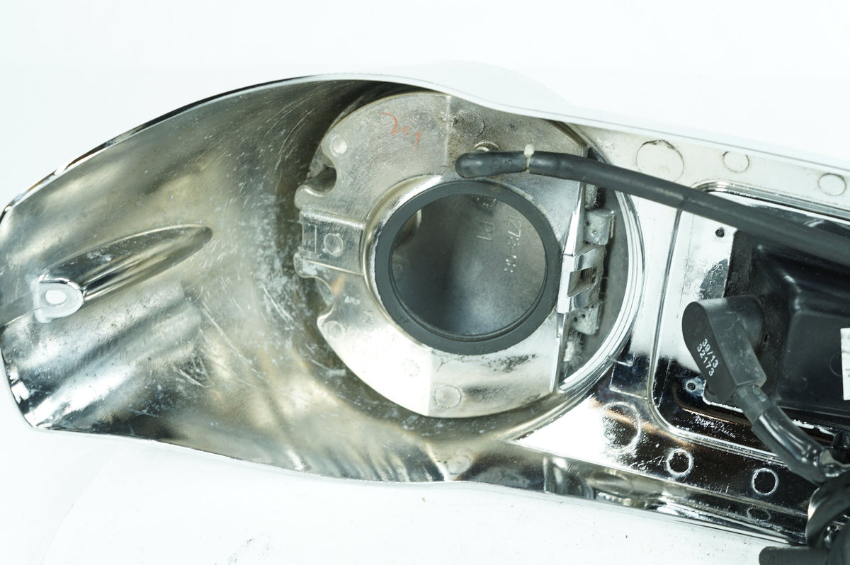 14 Harley Touring FLHTK Electra Glide Ultra OEM Fuel Gas Tank Dash Console NOKey