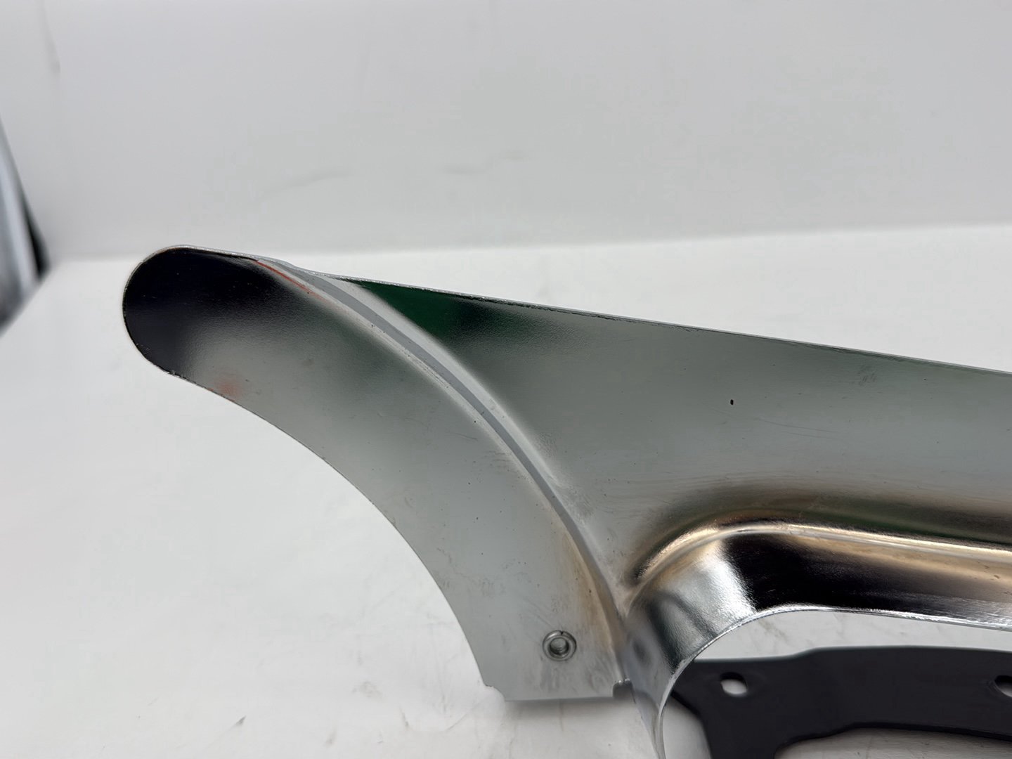2009 Harley Sportster XL1200C 1200 Custom OEM Rear Belt Debris Deflector Guard