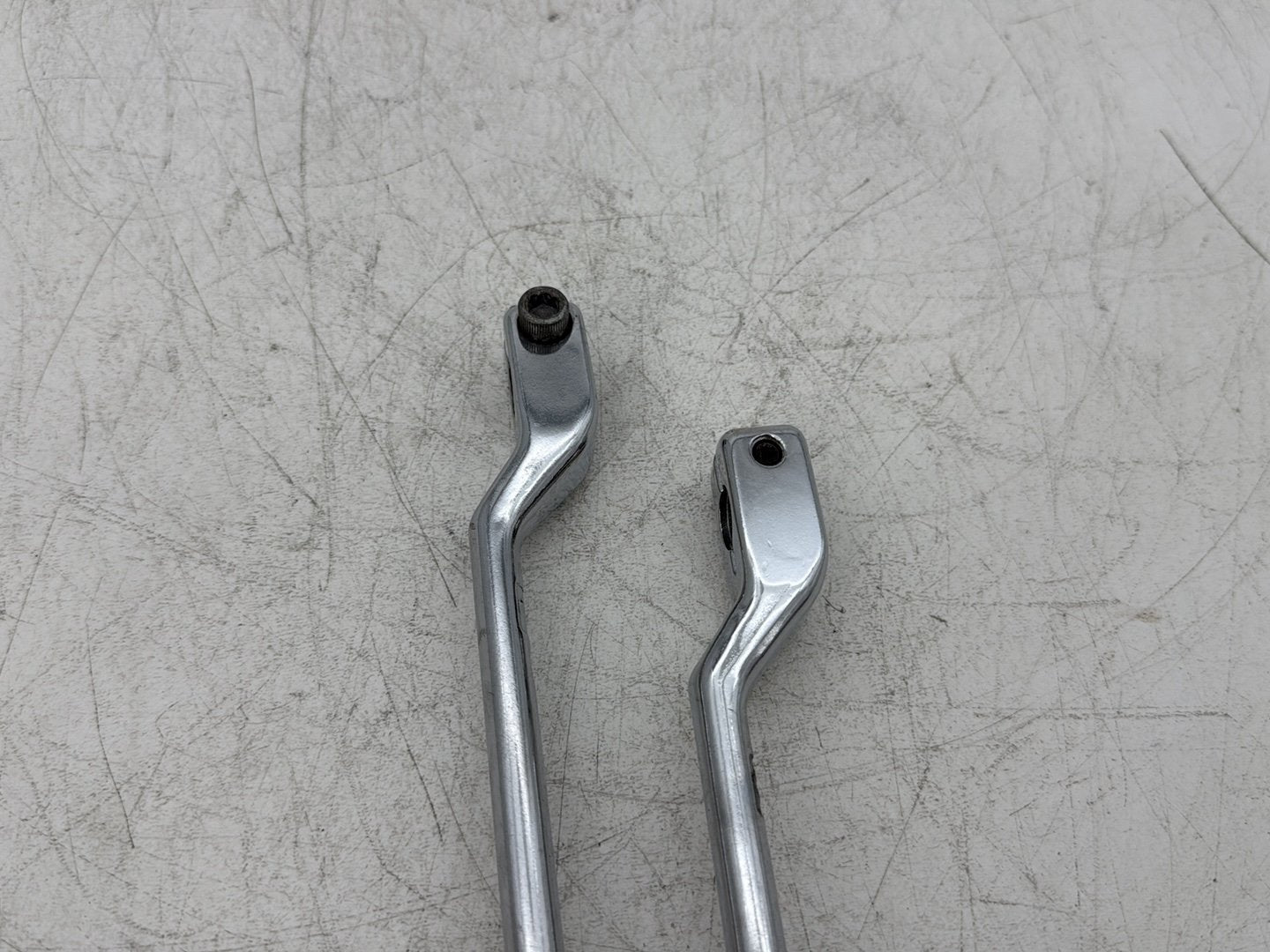 2006 Harley Electra Glide Touring Classic FLHTCI OEM Gear Shifter Lever Pedal Pedals