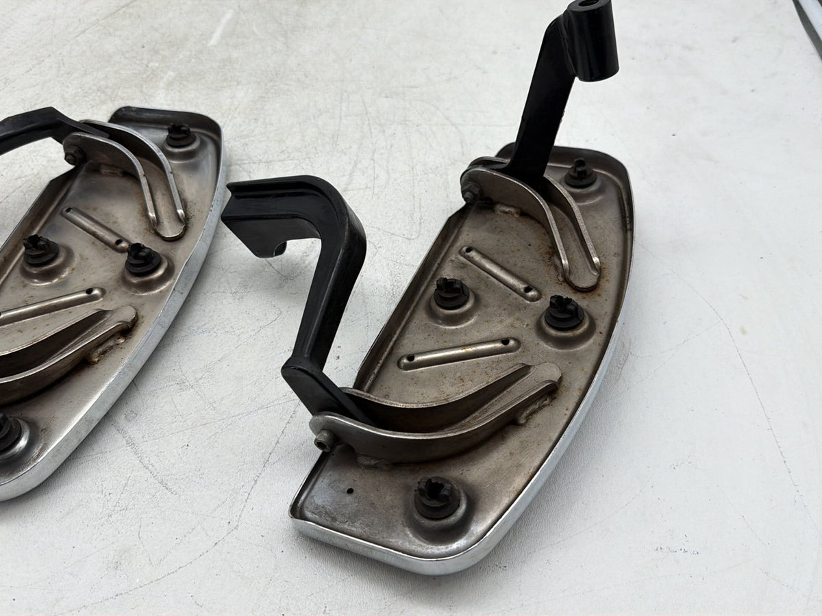 2012 Harley Electra Glide Touring Ultra OEM Left Right Driver Floorboard Foot Rest