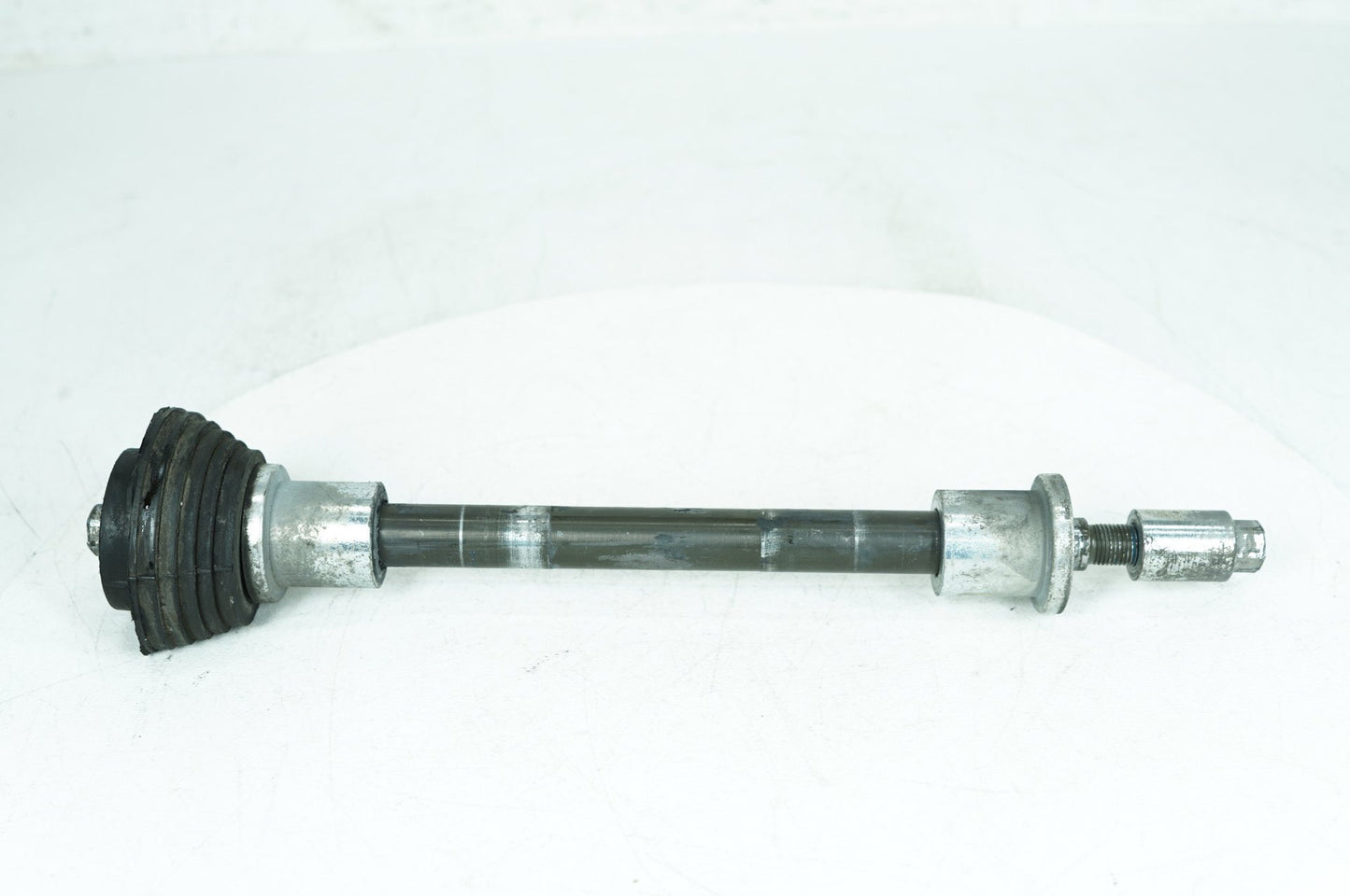 2007 - 2012 Harley-Davidson Touring Electra Glide Ultra Rear Fork Swingarm Pivot Bolt Shaft 47505-02