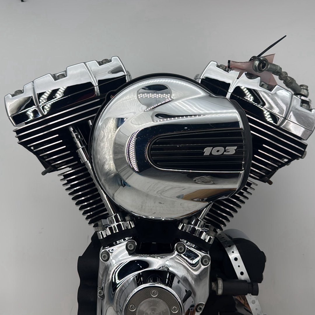 2007 - 2012 Harley-Davidson Touring Electra Glide Ultra EFI Twin Cam 96 Engine Motor 19261-08