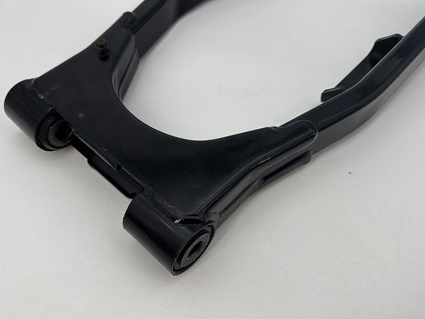 1999 - 2006 Harley-Davidson Touring Electra Glide Classic Rear Fork Swingarm Swing Arm 47549-00