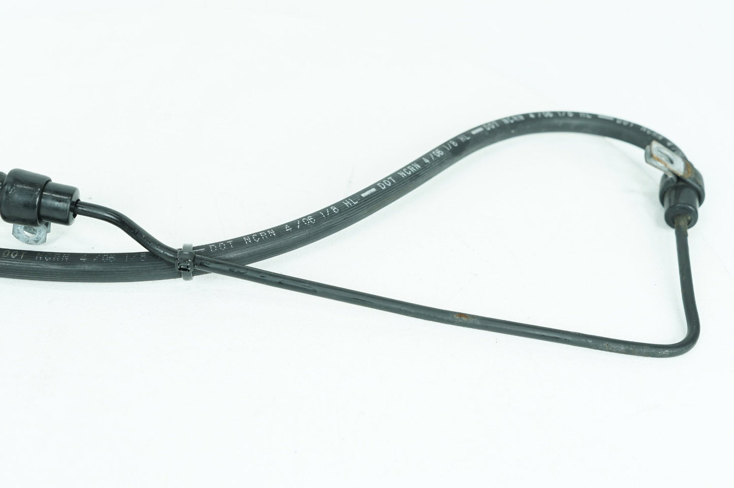 2004 - 2022 Harley-Davidson Sportster 883 Front Brake Hose Line Pipe 46400-04A
