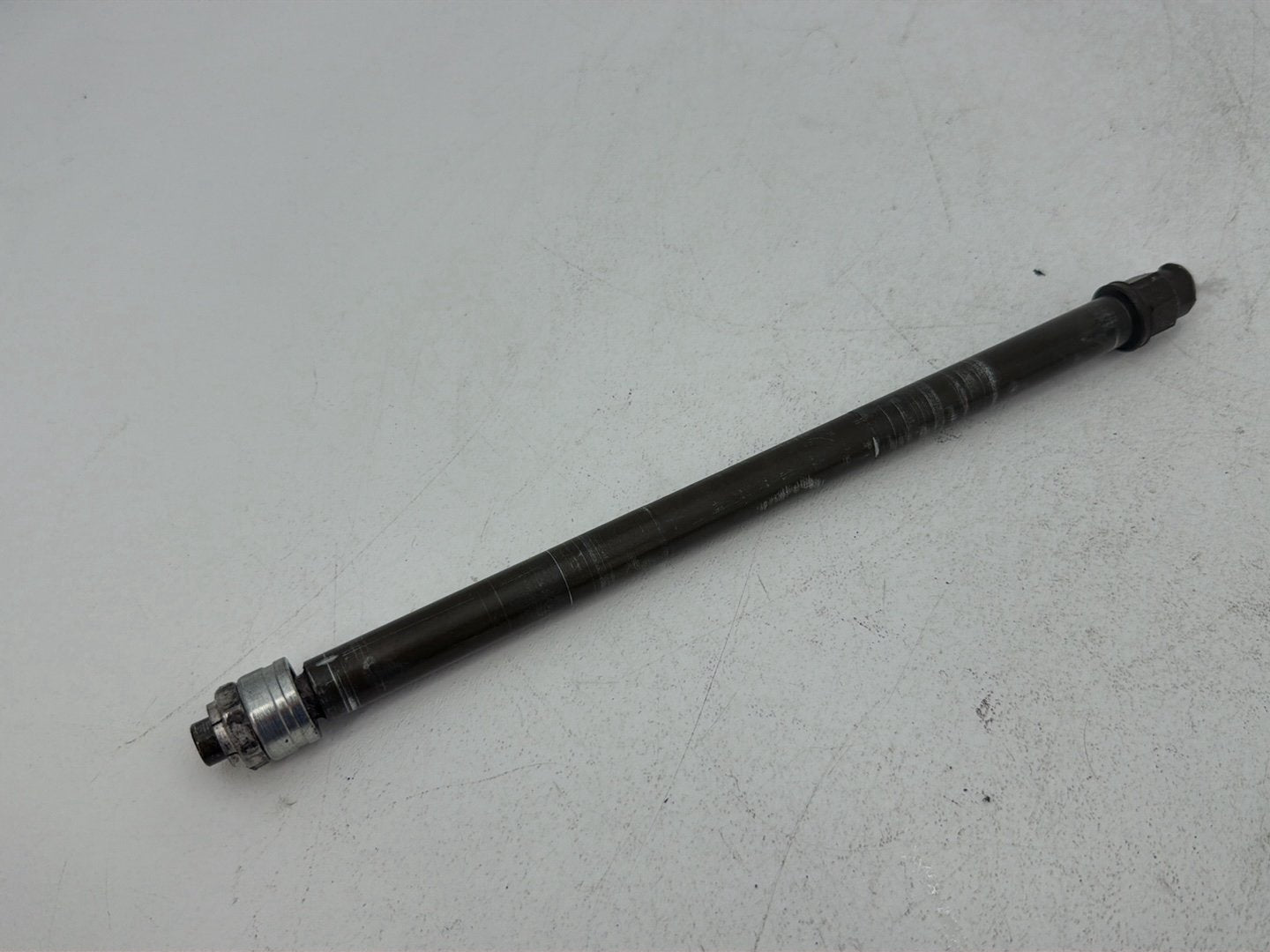 1984 - 1998 Harley-Davidson Touring Electra Glide Classic Rear Fork Swingarm Pivot Bolt Shaft