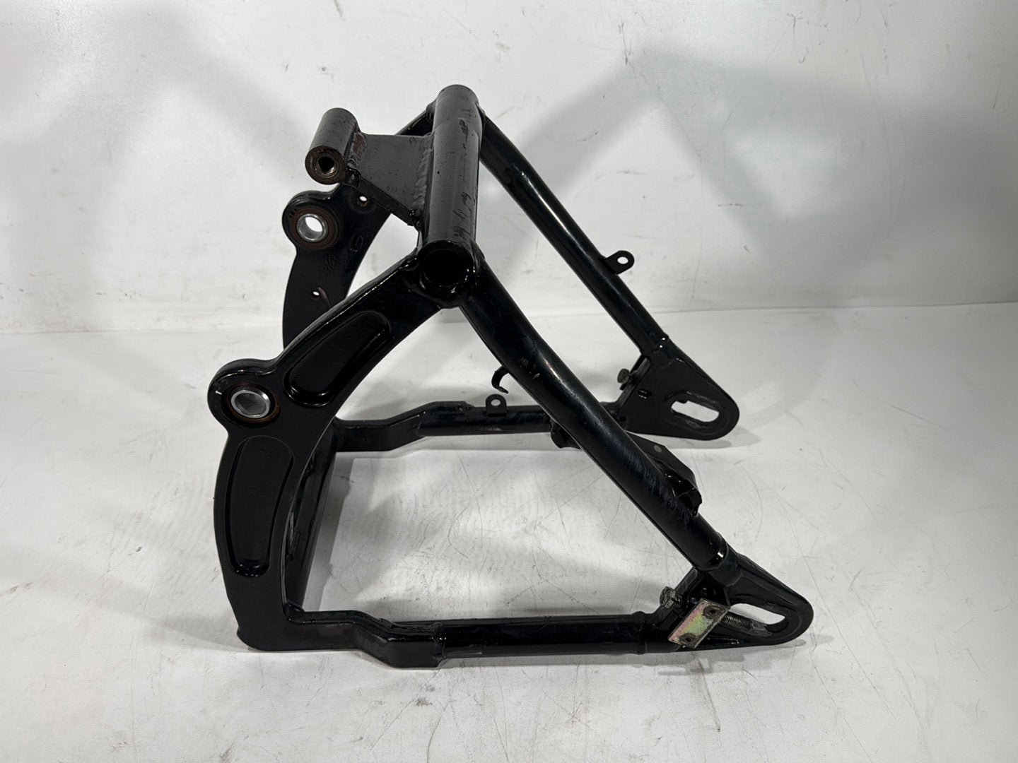 1998 Harley Softail Custom FXSTC OEM Rear Fork Swingarm Swing Arm