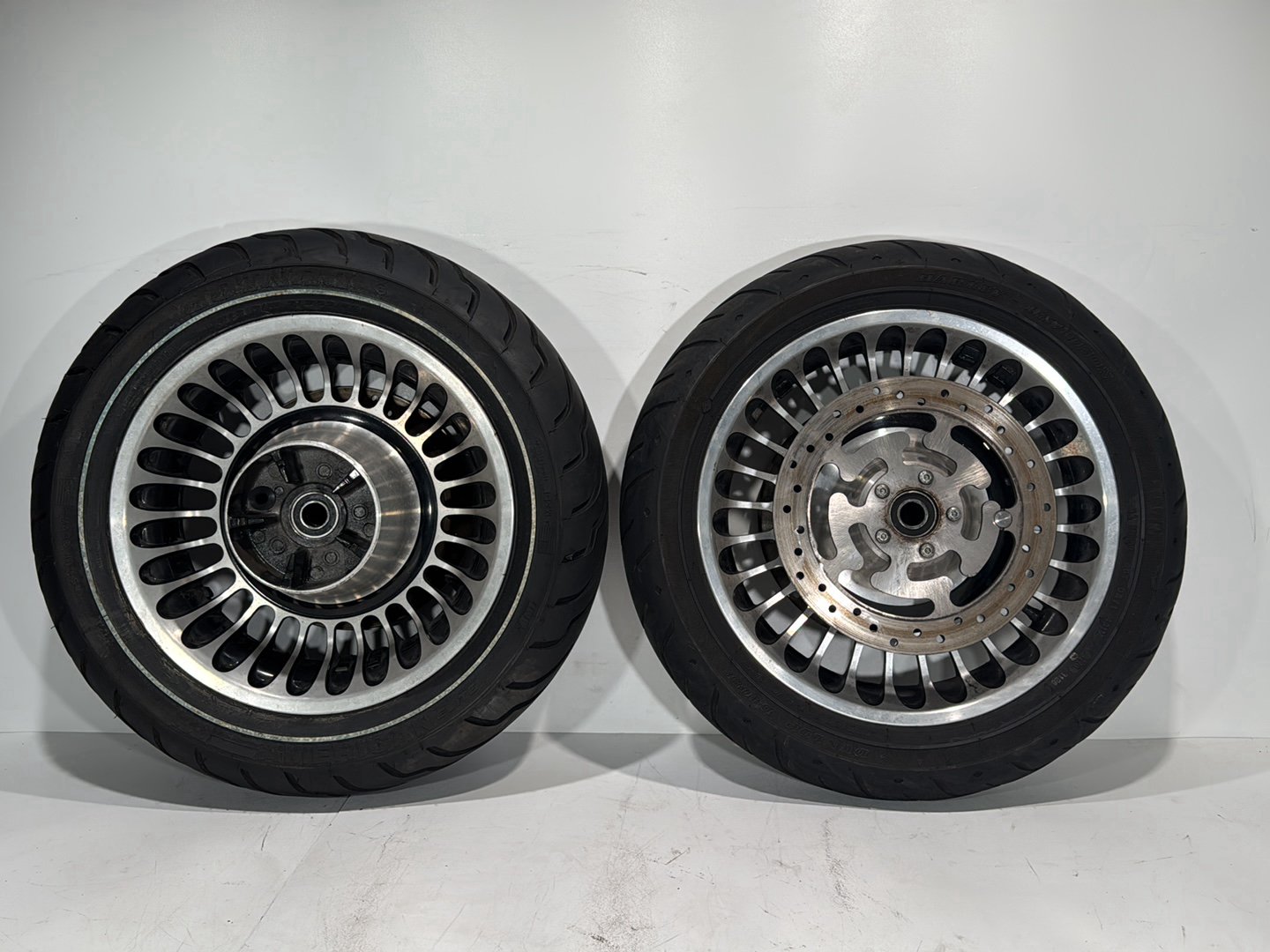 2007 - 2012 Harley-Davidson Touring Road Glide Front & Rear Wheel Rim Tire 	43493-09