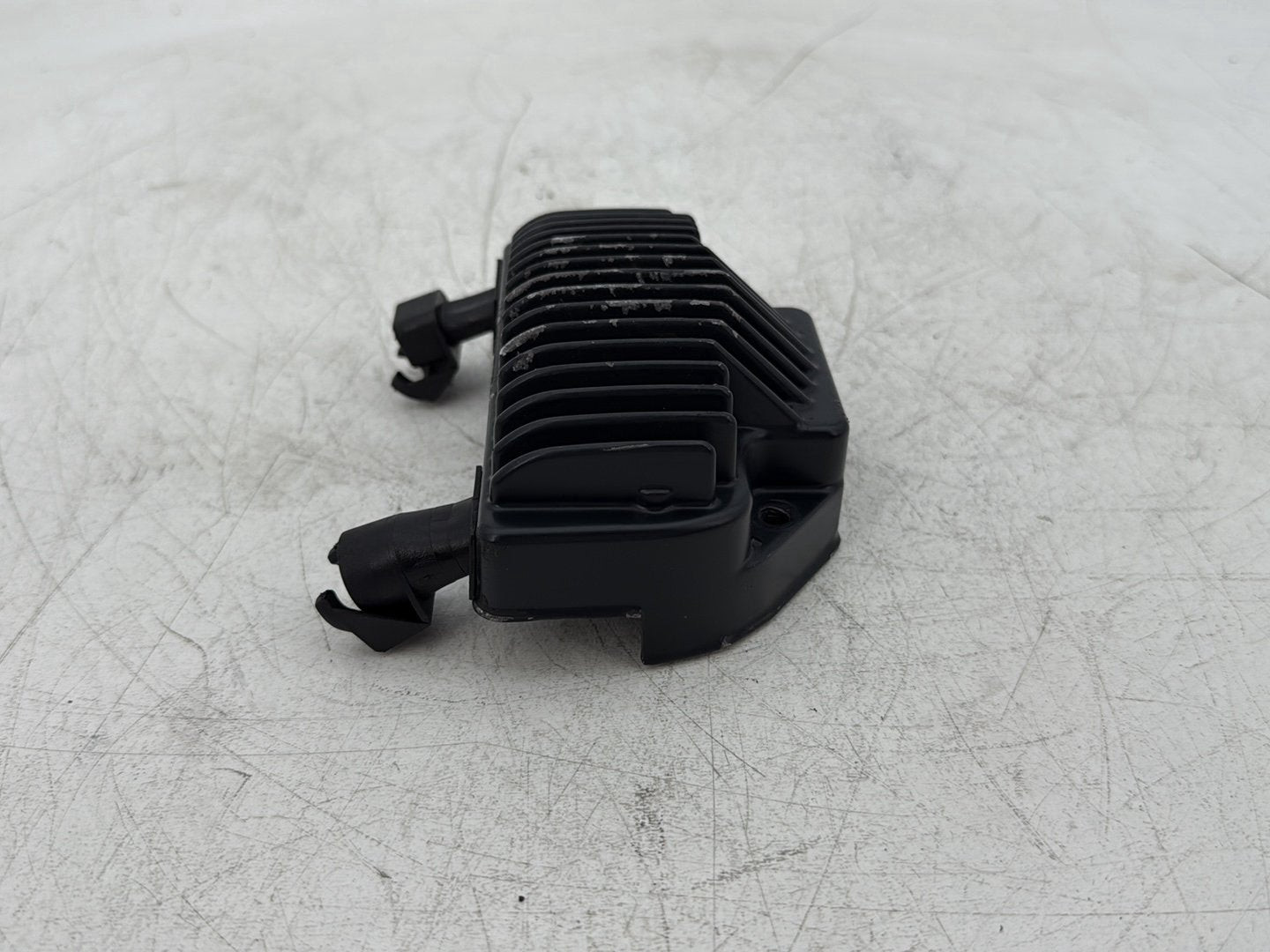 2008 Harley Dyna FXDL Low Rider Anniversary OEM Voltage Regulator Rectifier
