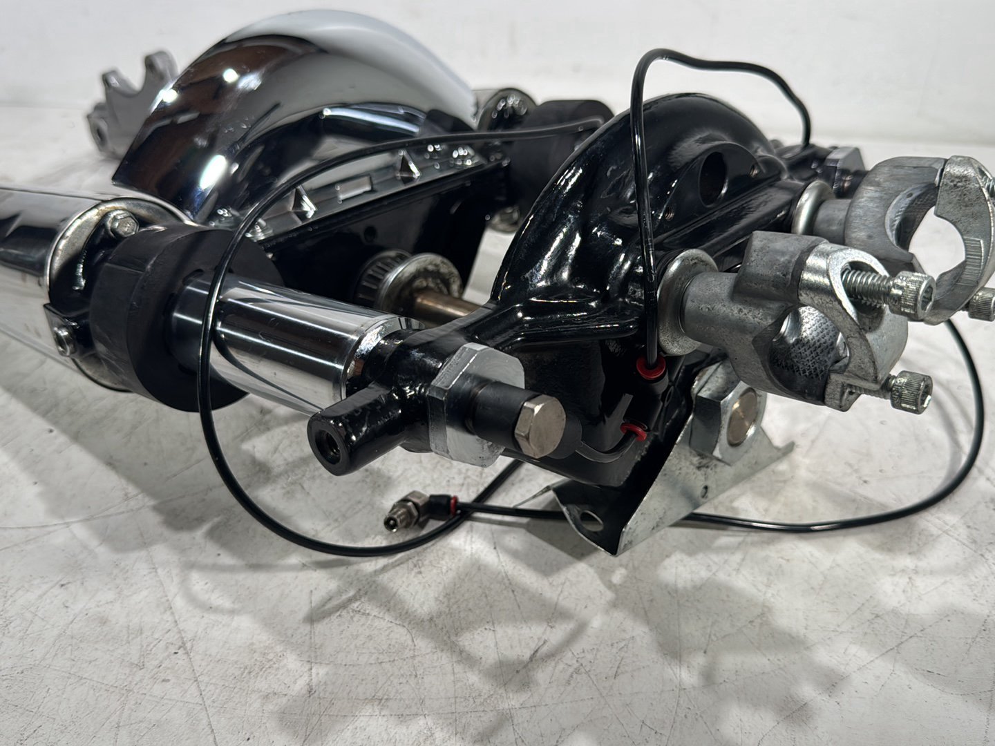 1998 Harley Touring FLHTCUI Electra Glide Ultra OEM Front Triple Tree Set & LH RH Fork Legs Sliders