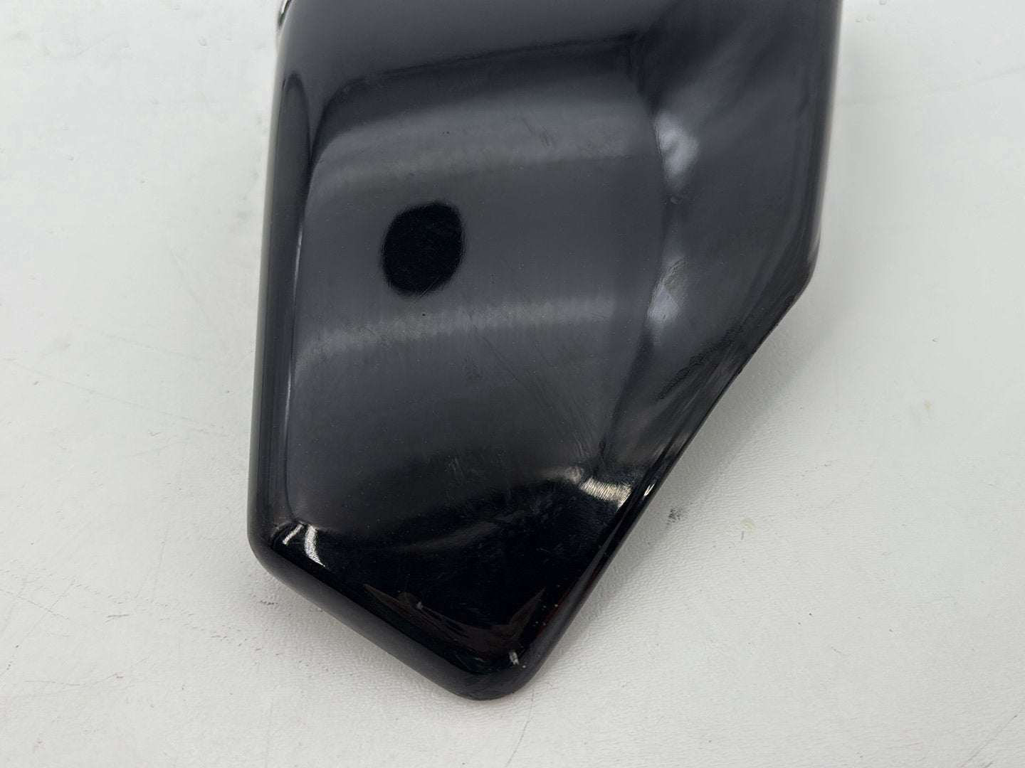 2009 Harley Sportster XL1200C 1200 Custom OEM Right Fairing Side Oil Tank Cover