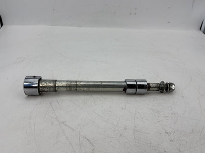 2007 - 2012 Harley-Davidson Touring Electra Glide Ultra Front Wheel Axle Bolt Shaft 	41547-07A