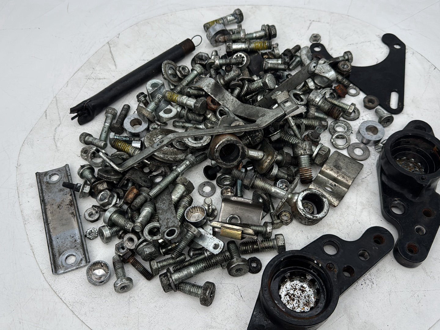 1999 - 2006 Harley-Davidson Touring Electra Glide Classic Hardware Bolts Nuts & Brackets w/ Left Right Swingarm Brackets