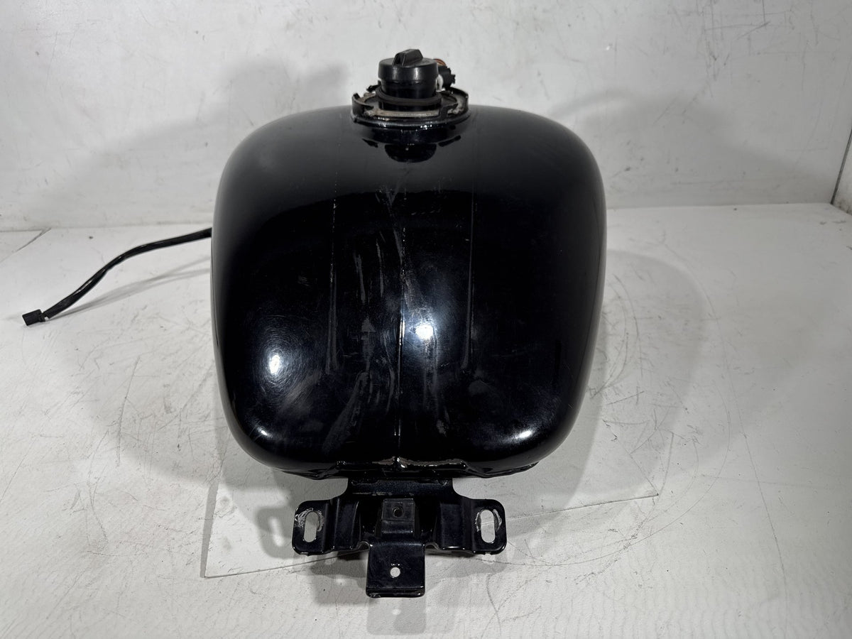 2012 Harley Electra Glide Touring OEM Fuel Gas Tank Gasoline Reservoir & Pump