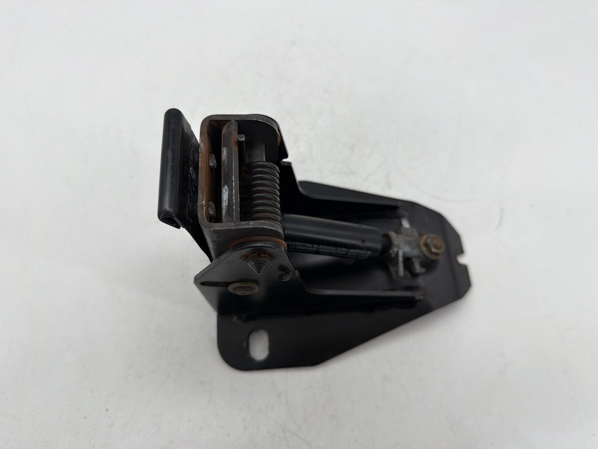 2011 Harley Electra Glide Touring Ultra OEM Adjustable Rider Backrest Lift Mount