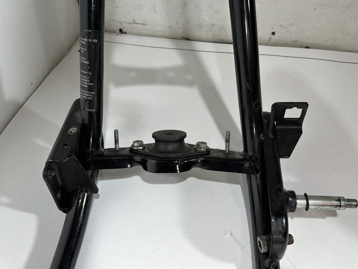 2007 Harley Road King Touring FLHR OEM Body Main Frame Chassis SLVG