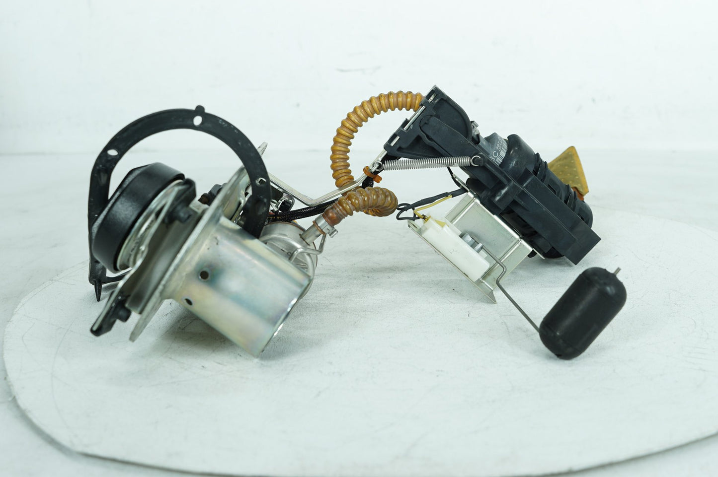 1999 - 2006 Harley-Davidson Touring Electra Ultra Classic Fuel Pump Gas Gasoline Petrol Sending 62897-01B