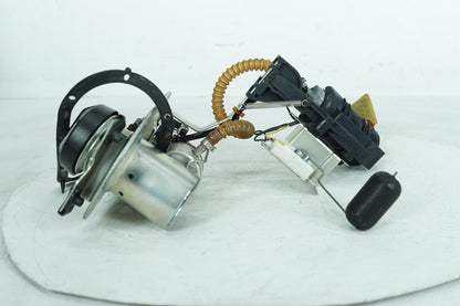 1999 - 2006 Harley-Davidson Touring Electra Ultra Classic Fuel Pump Gas Gasoline Petrol Sending 62897-01B