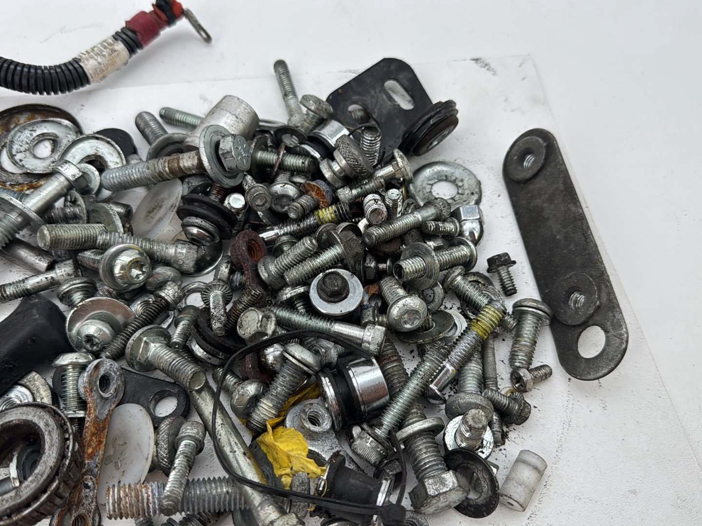2008 Harley Softail Deluxe FLSTN OEM Hardware Bolts Nuts & Brackets