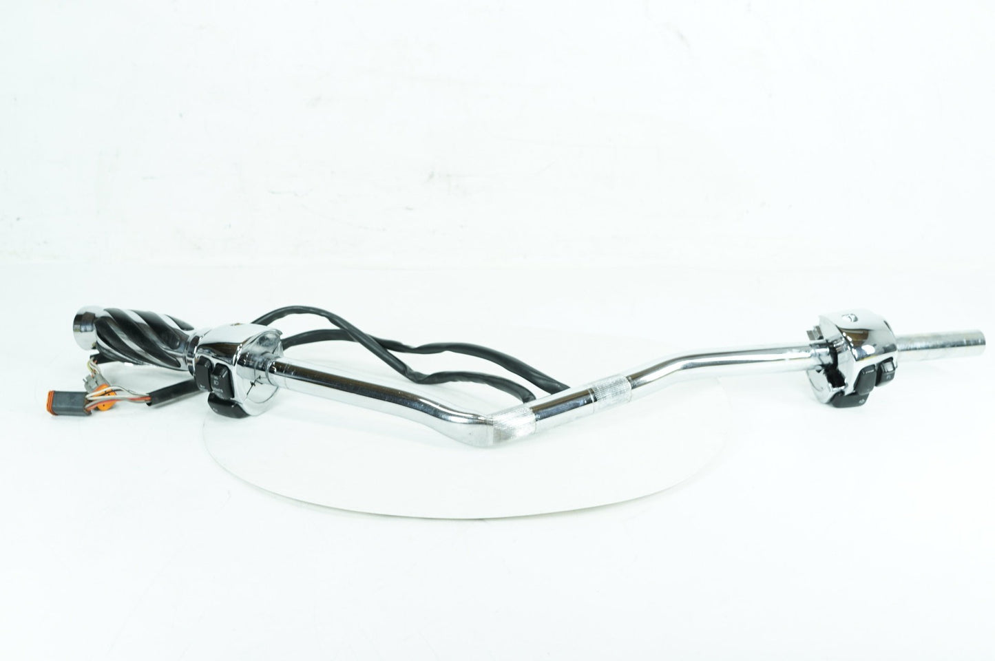 1999 - 2006 Harley-Davidson Softail Deuce Handlebars Left Right Switches Controls 56188-00
