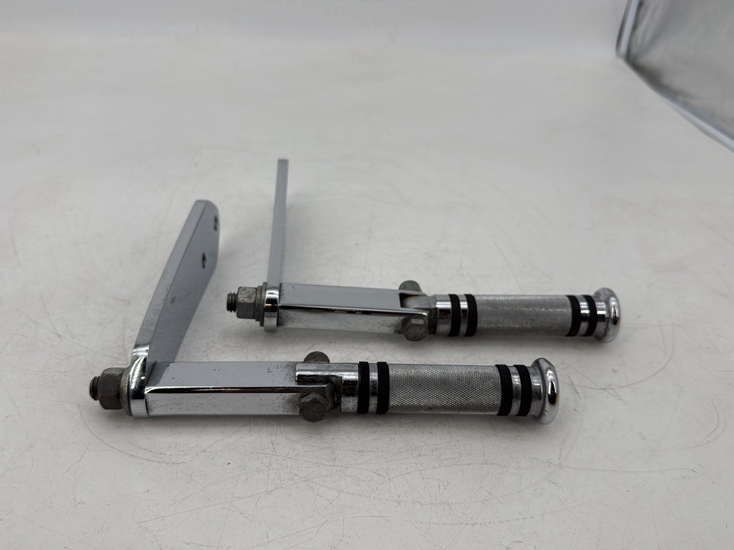 1999 - 2006 Harley-Davidson Dyna Super Glide Left & Right Driver Step Foot Rest Pegs 49354-01